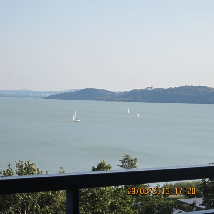 Blick auf Tihany Danubius Hotel Annabella