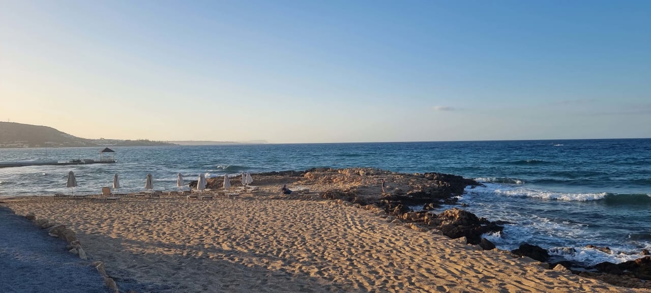 Strand Alexander Beach Hotel & Village Resort