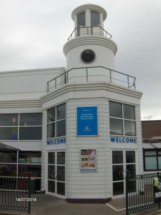 Clubhouse Golden Sands Holiday Park