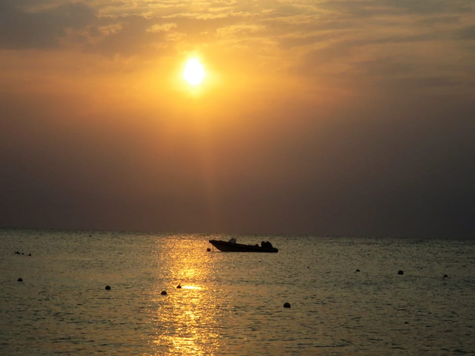 Strand Brayka Bay Resort