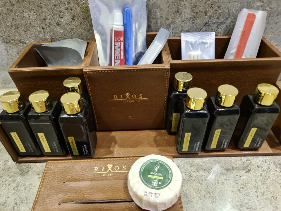 Zimmer Rixos Premium Magawish Suites & Villas