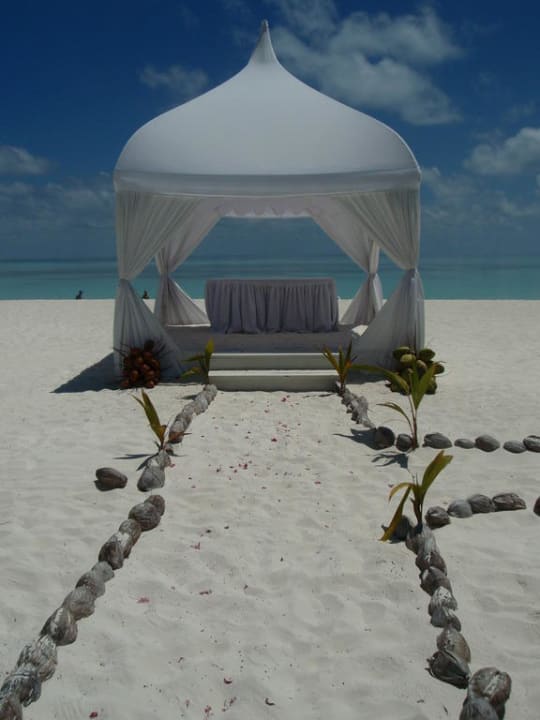 Honeymoon suite Kuredu Island Resort & Spa