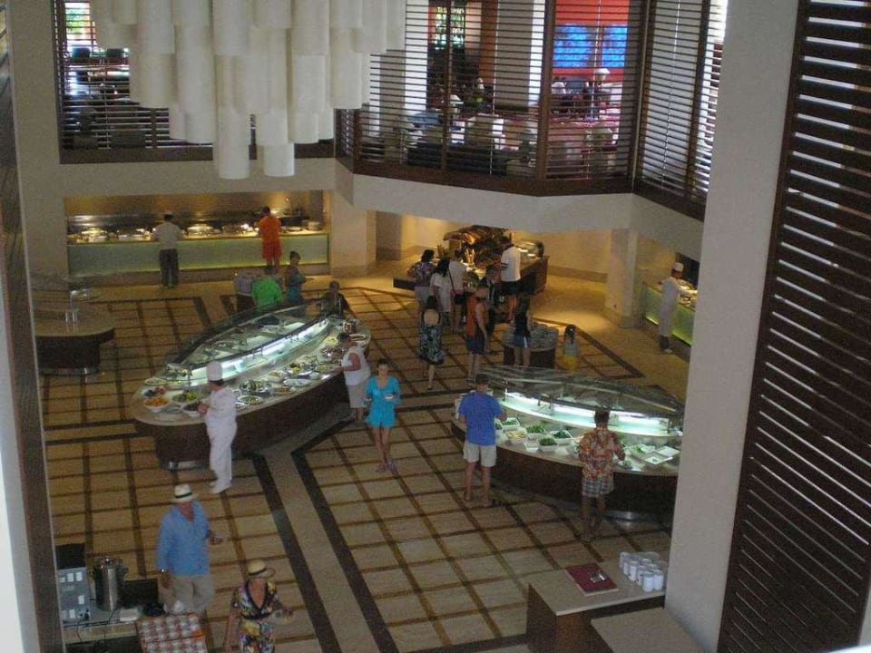 Вид на ресторан с внутреннего балкона Arum Barut Collection