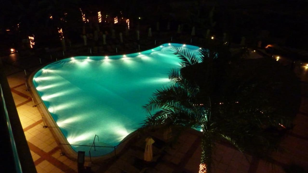 Am Abend Hilton Dubai Jumeirah