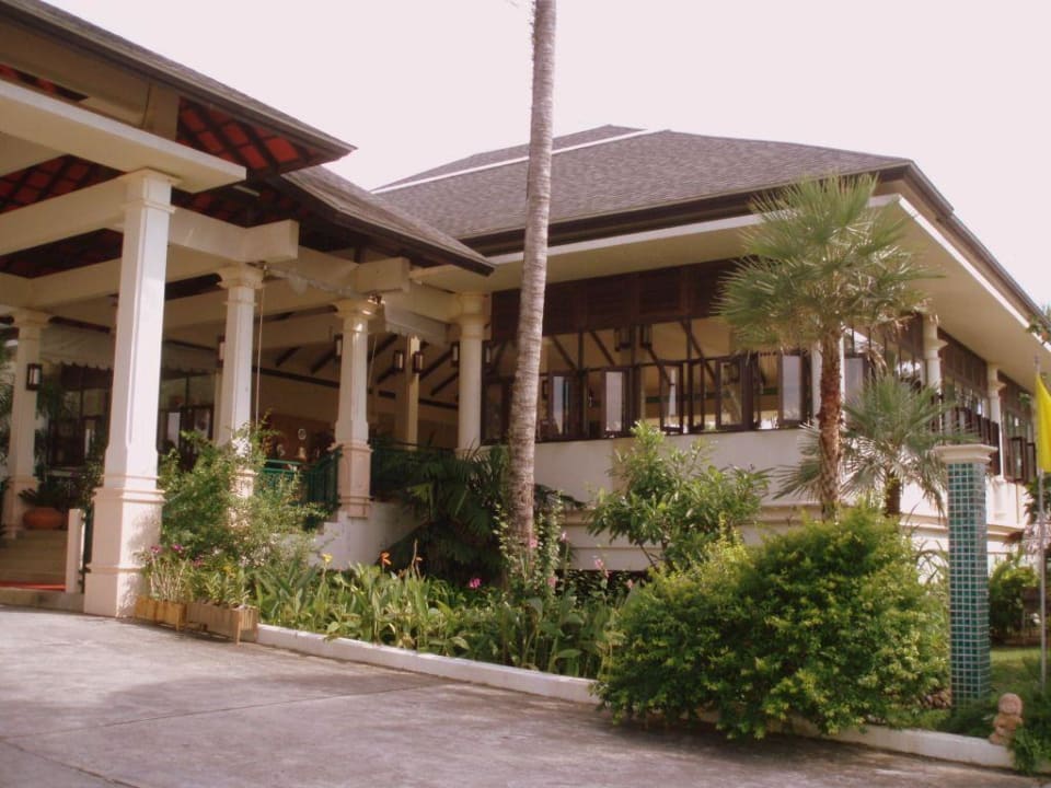 Hoteleingang Khaolak Orchid Beach Resort