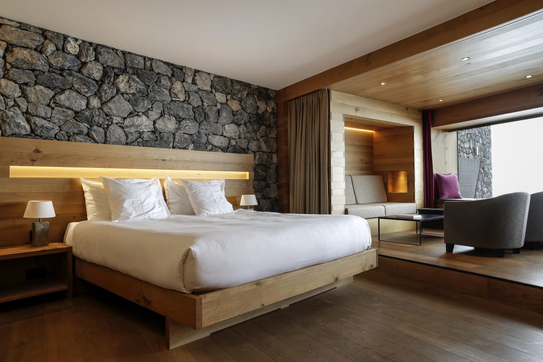 Zimmer Chetzeron Hotel & Restaurant