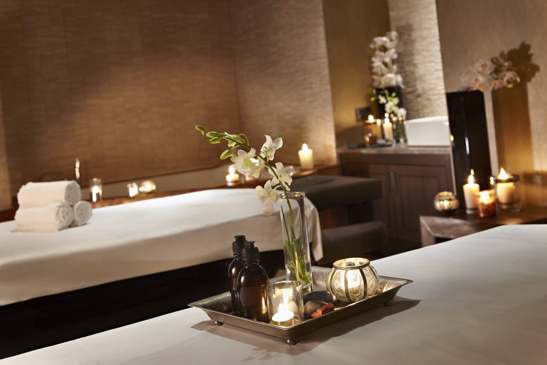 Massage Room Renaissance Istanbul Polat Bosphorus Hotel