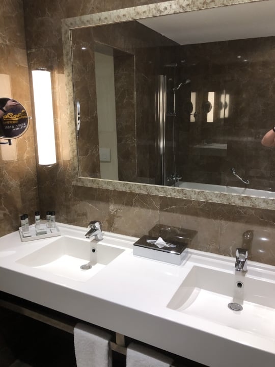 Zimmer Barceló Concorde Green Park Palace