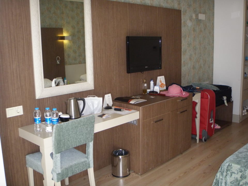 Groß und modern Port Side Resort Hotel