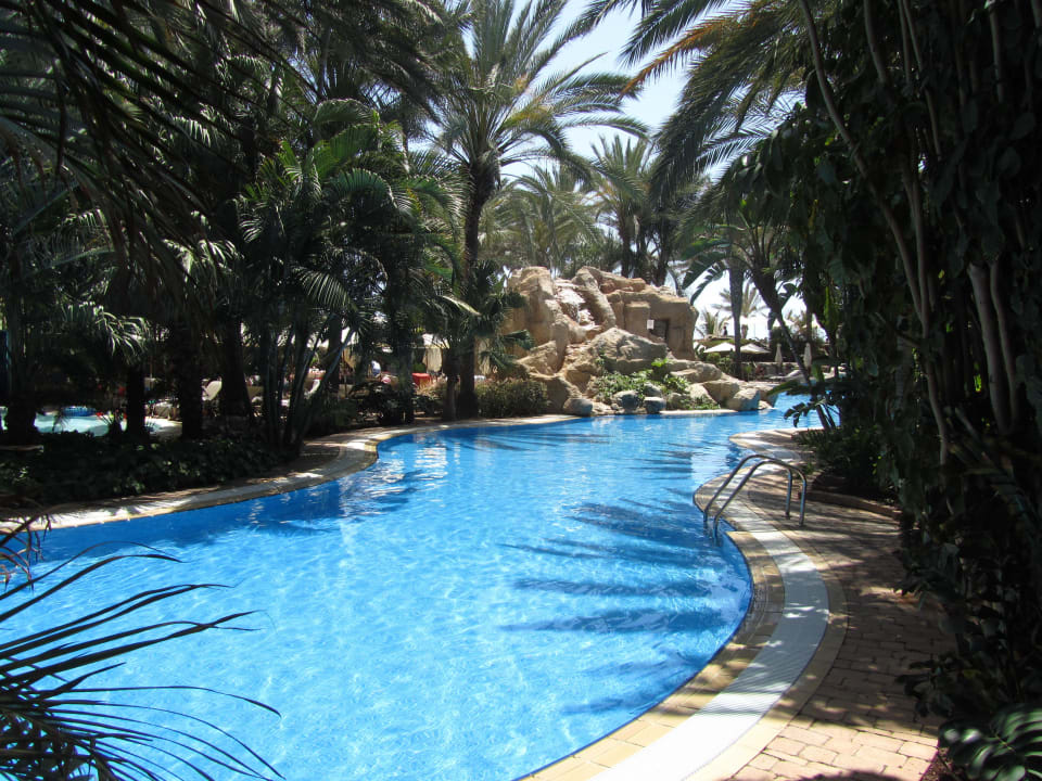 Einer der Nebenpools Lopesan Costa Meloneras, Resort & Spa