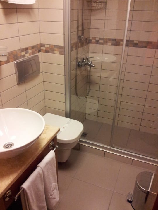 Bad Istanbul Golden City Hotel