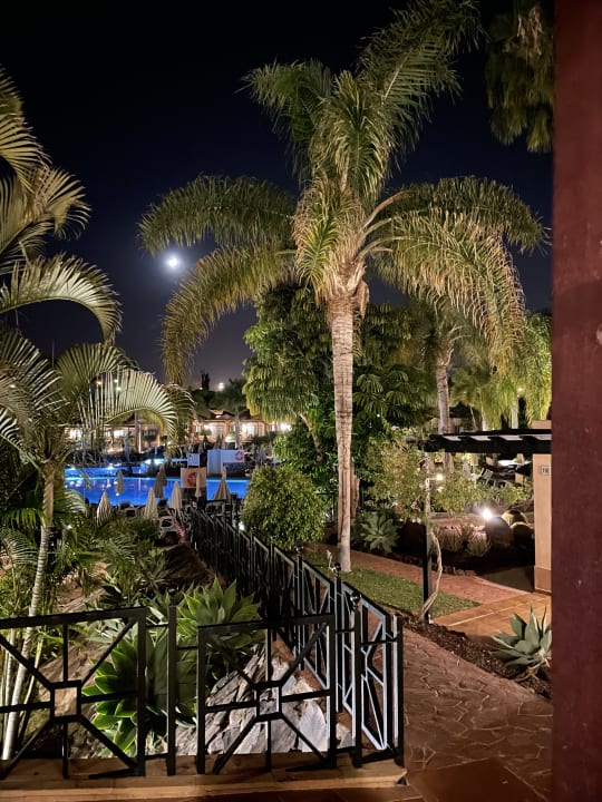 Gartenanlage allsun Hotel Esplendido