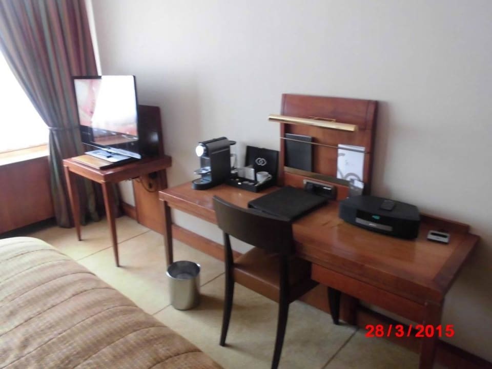 Schreibtisch Hotel Sofitel Lyon Bellecour