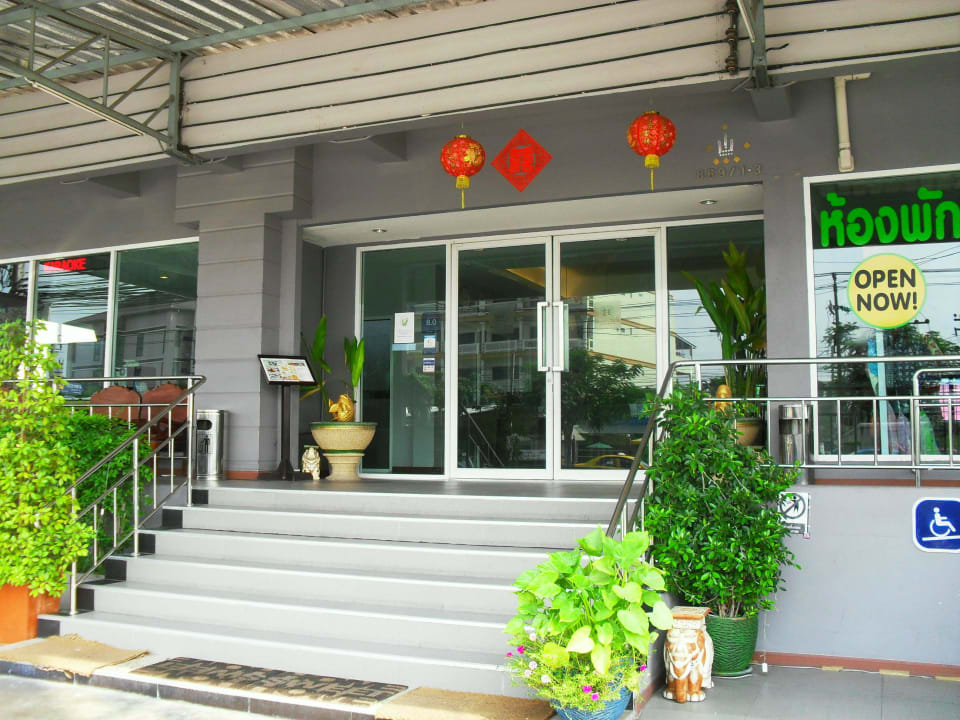 Eingang zum Hotel Hotel Golden Jade Suvarnabhumi