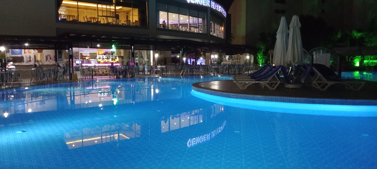 Pool Cenger Beach Resort & Spa