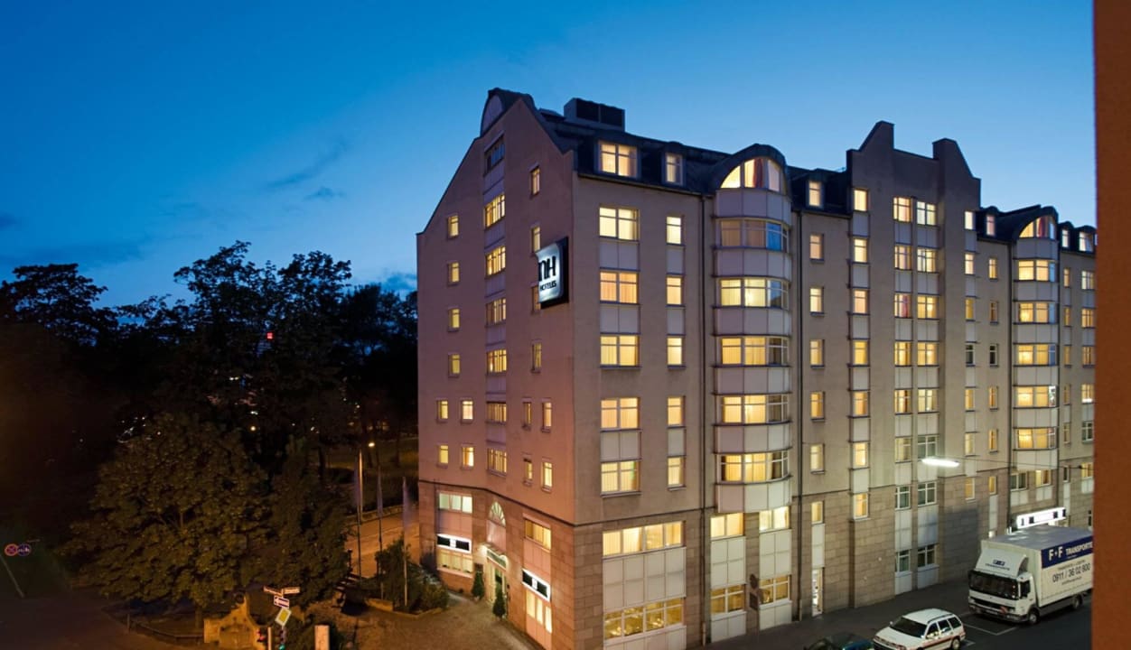 Facade Hotel NH Fürth Nürnberg