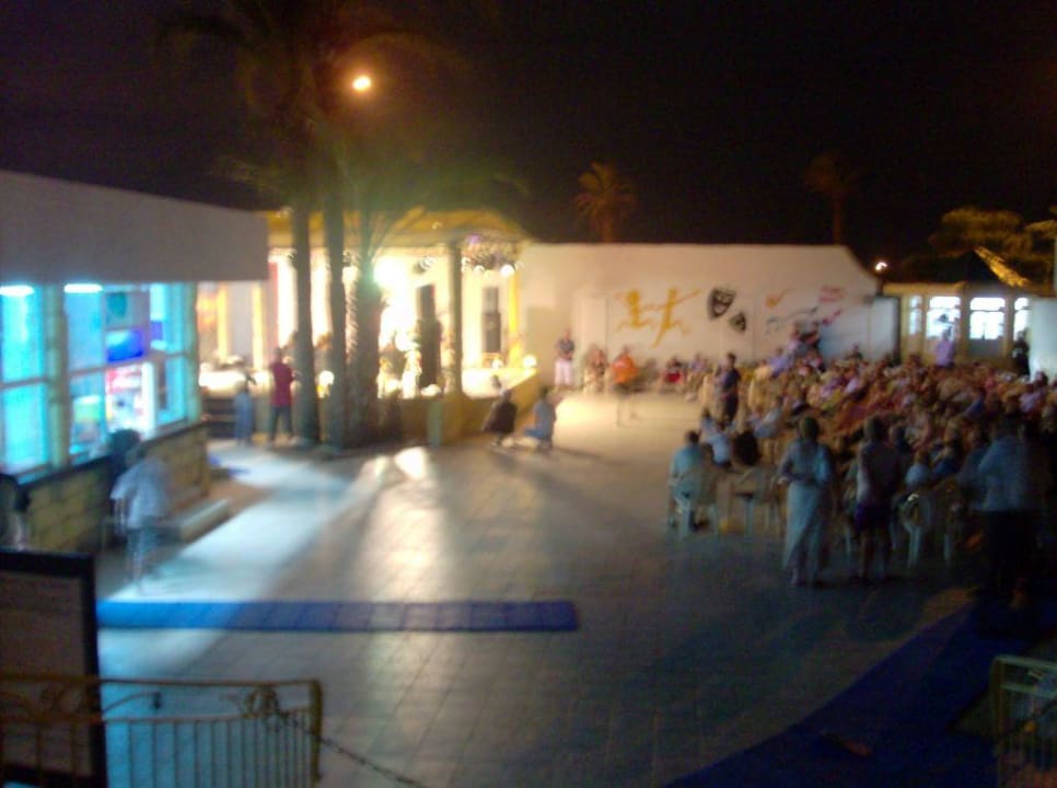 Poolbar bei den Rutschen Houda Golf & Beach Club