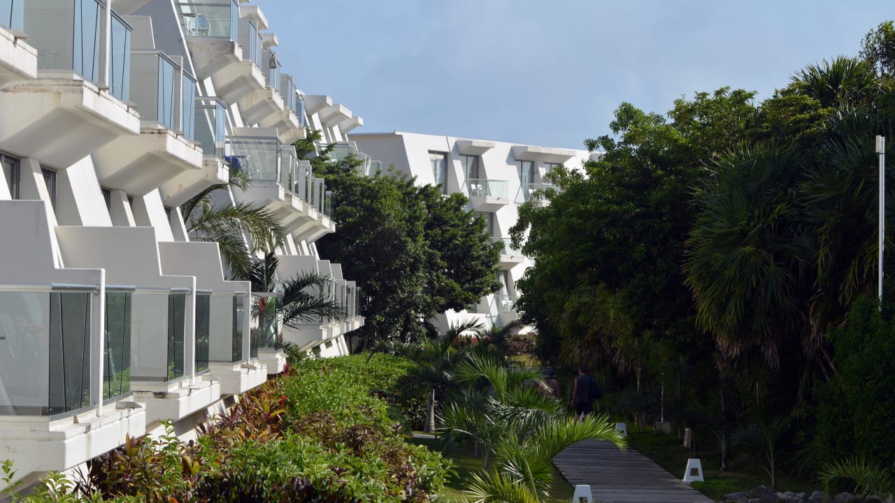 Grand Sirenis Mayan Beach Hotel & Spa  Grand Sirenis Riviera Maya Resort & Spa