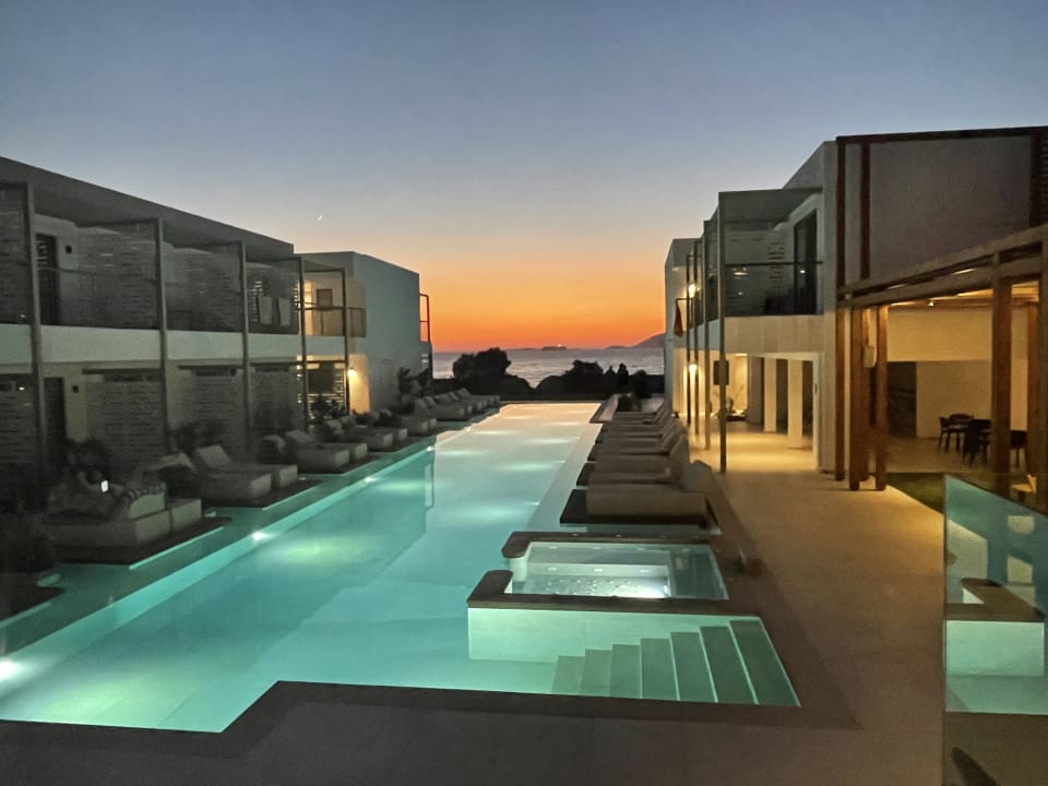 Pool Paralos Kyma Dunes