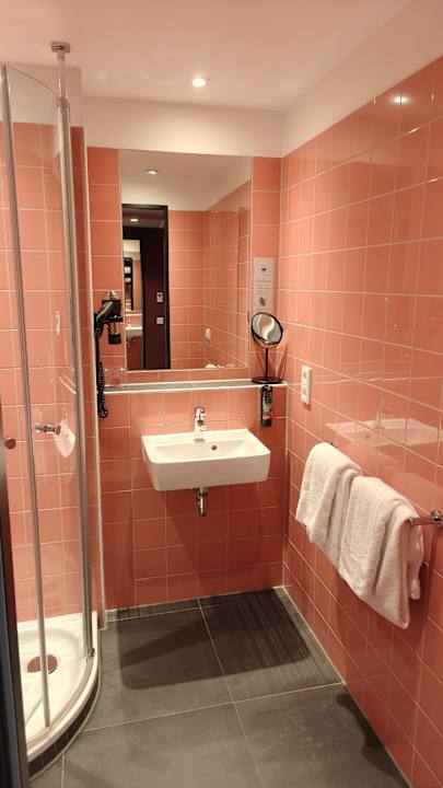 Zimmer Holiday Inn - the niu, Loco Munich North