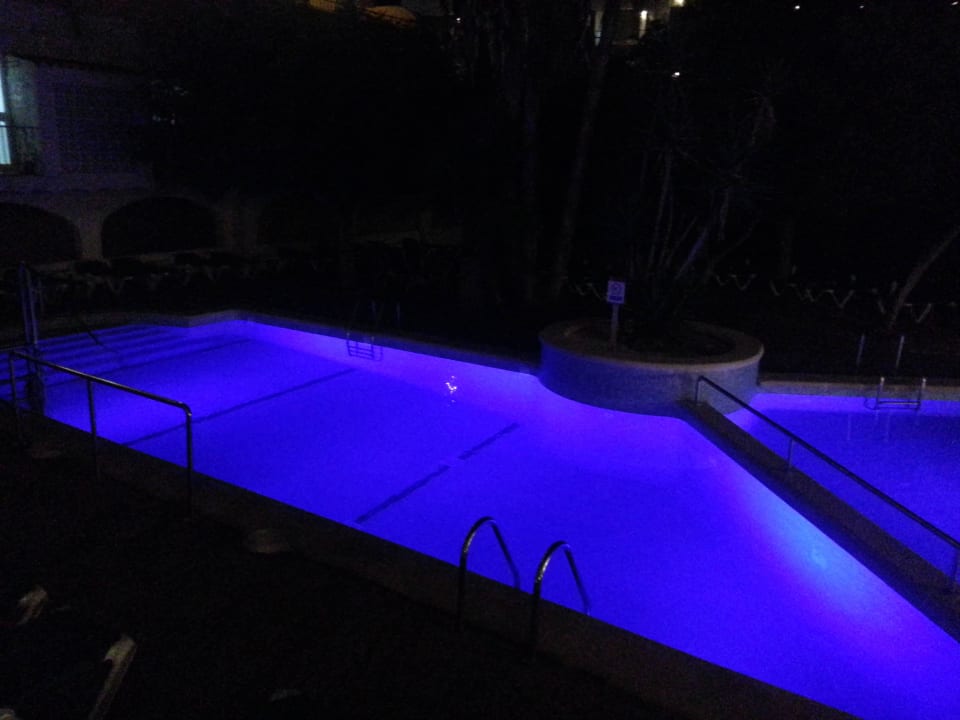 Pool FLOR los Almendros Hotel