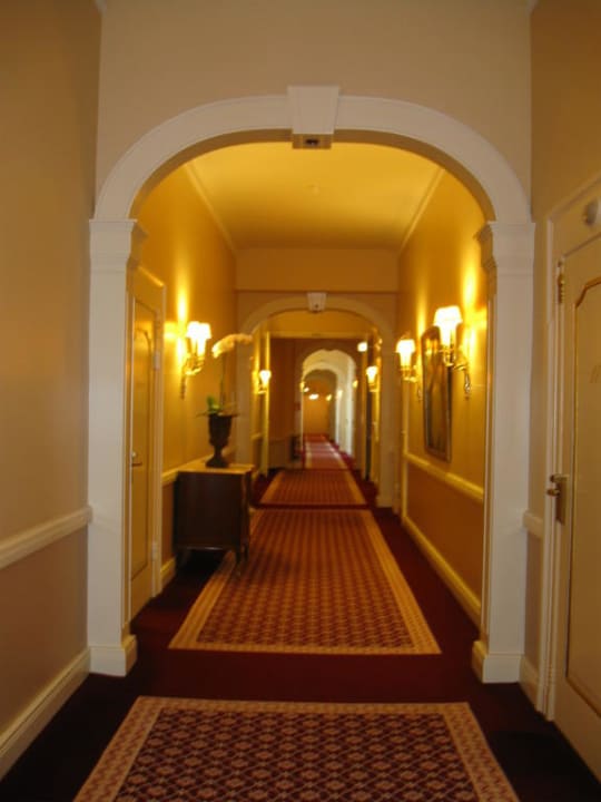 Gang Hotel D' Angleterre