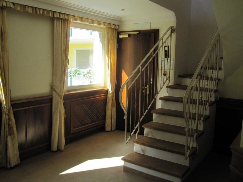 Eingangsbereich der Penthouse-Suite Quellenhof Luxury Resort Passeier