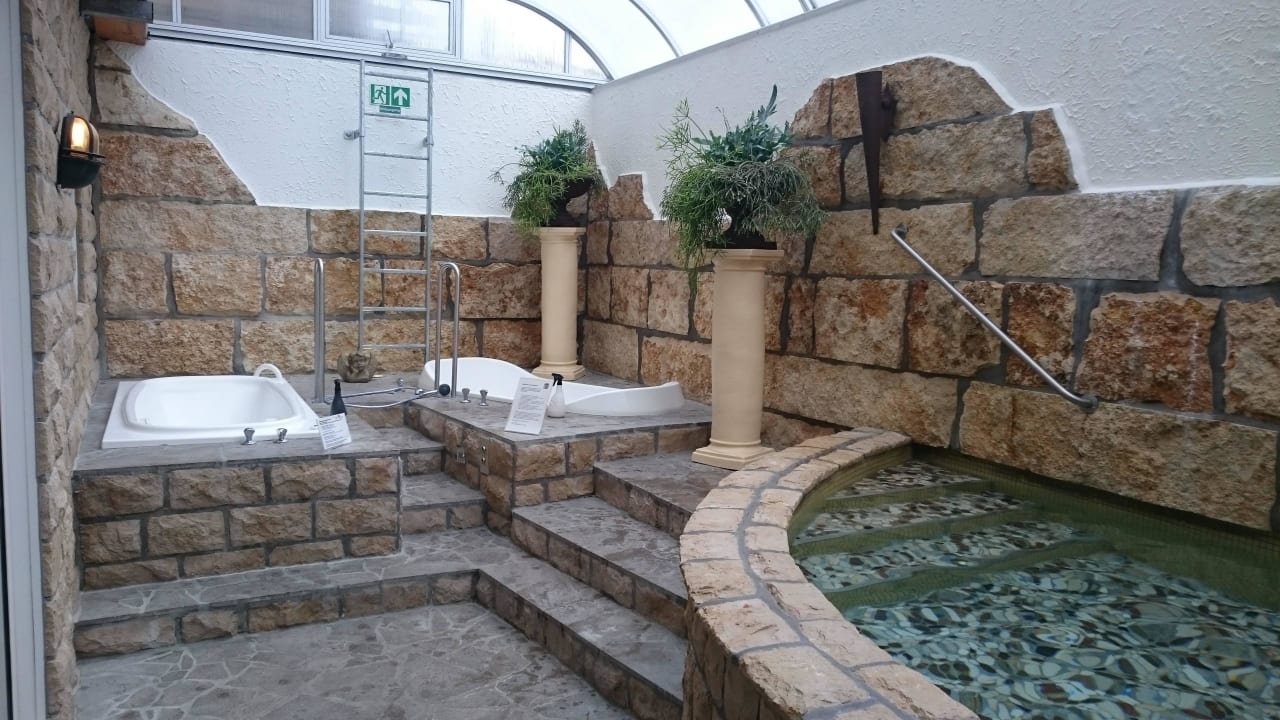 Tauchbecken und kostenfreie Whirlpools LIFESTYLE Resort Zum Kurfürsten