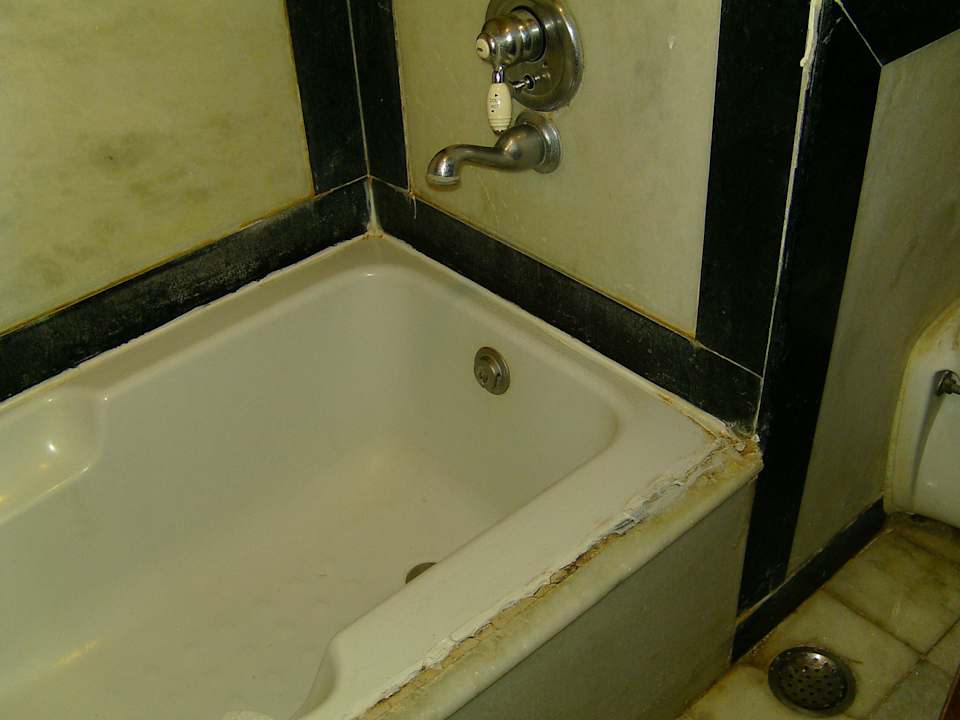 Silikonfugen à la Schmierfink Hotel Utkarsh Vilas