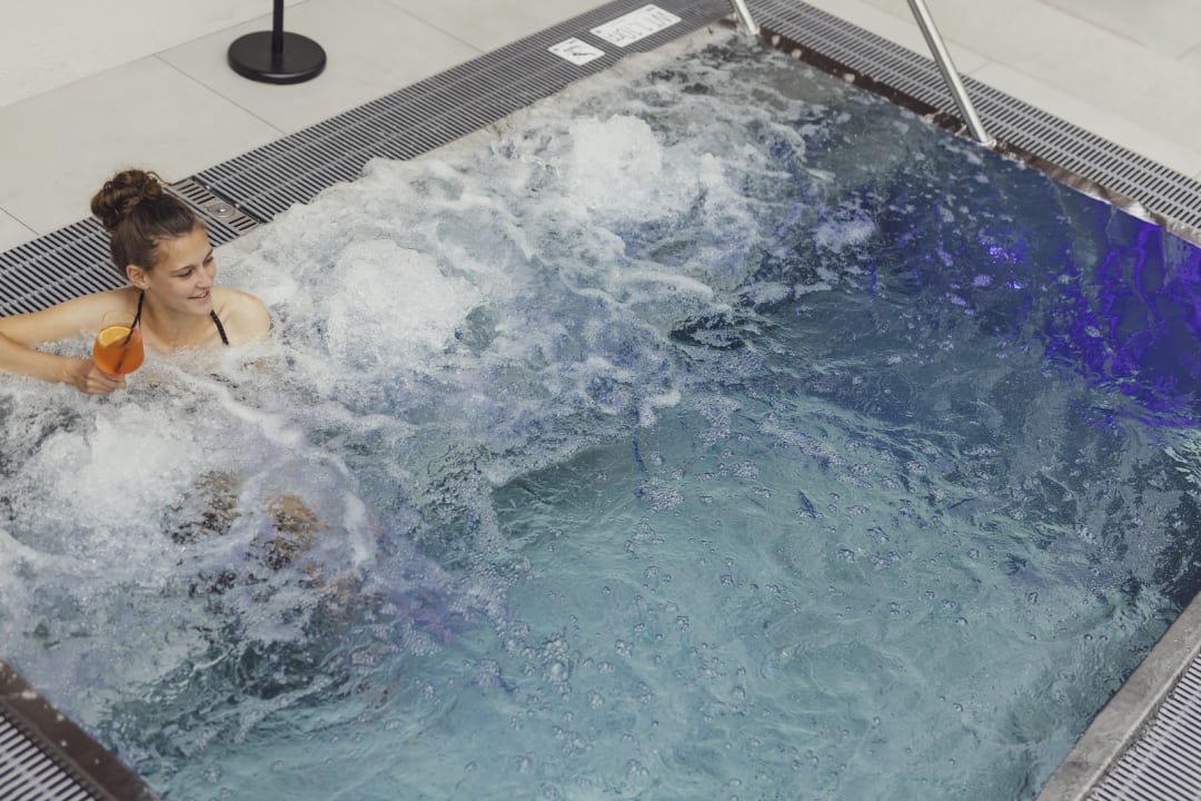 Pool Hotel Gasthof Adler