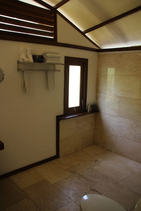 Zimmer Komodo Resort