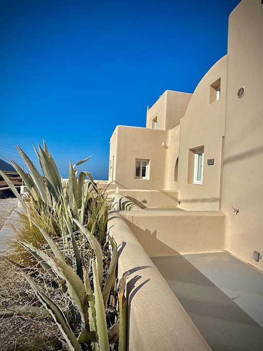Außenansicht Art Hotel Santorini - Adults only