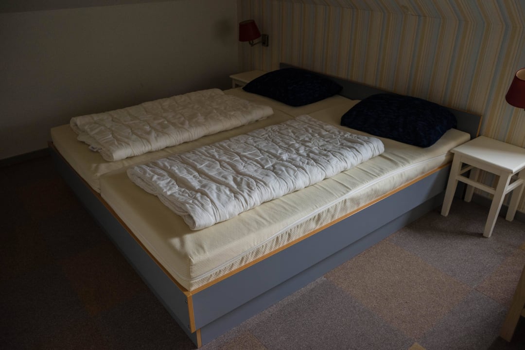 Eines der drei Schlafzimmer. Comfort Haus Center Parcs Park Nordseeküste