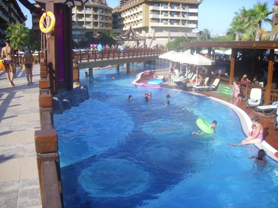 Royal Dragon 2011 Hotel Royal Dragon