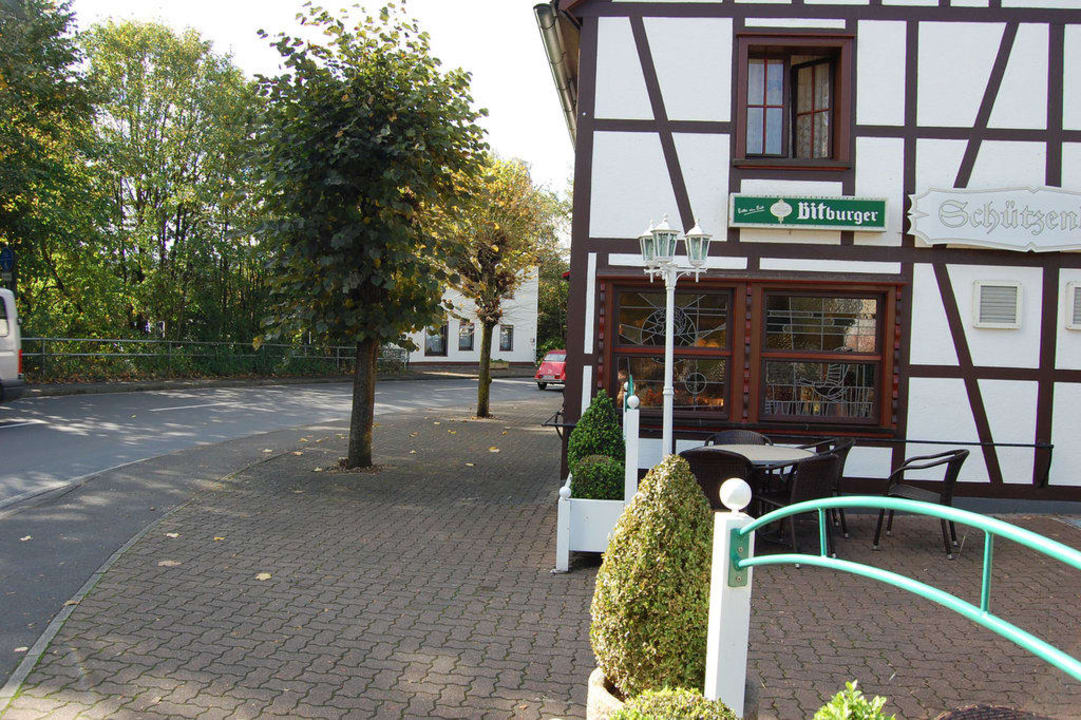 Haupthaus Hotel Schützenhof an der Siegbrücke