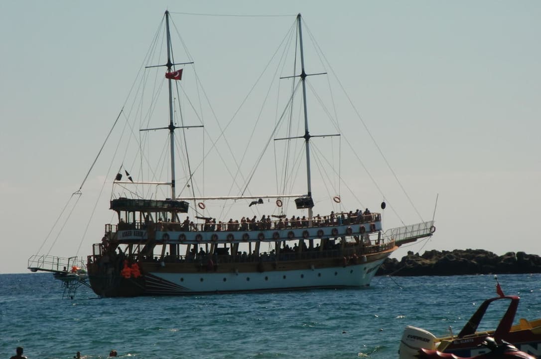 Plaza AQI Pegasos Resort