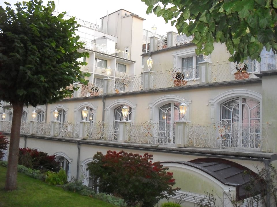 Ansicht von der Promenade Rugard Thermal Strandhotel