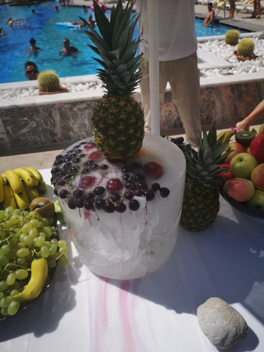 Gastro Seaden Valentine Resort & Spa