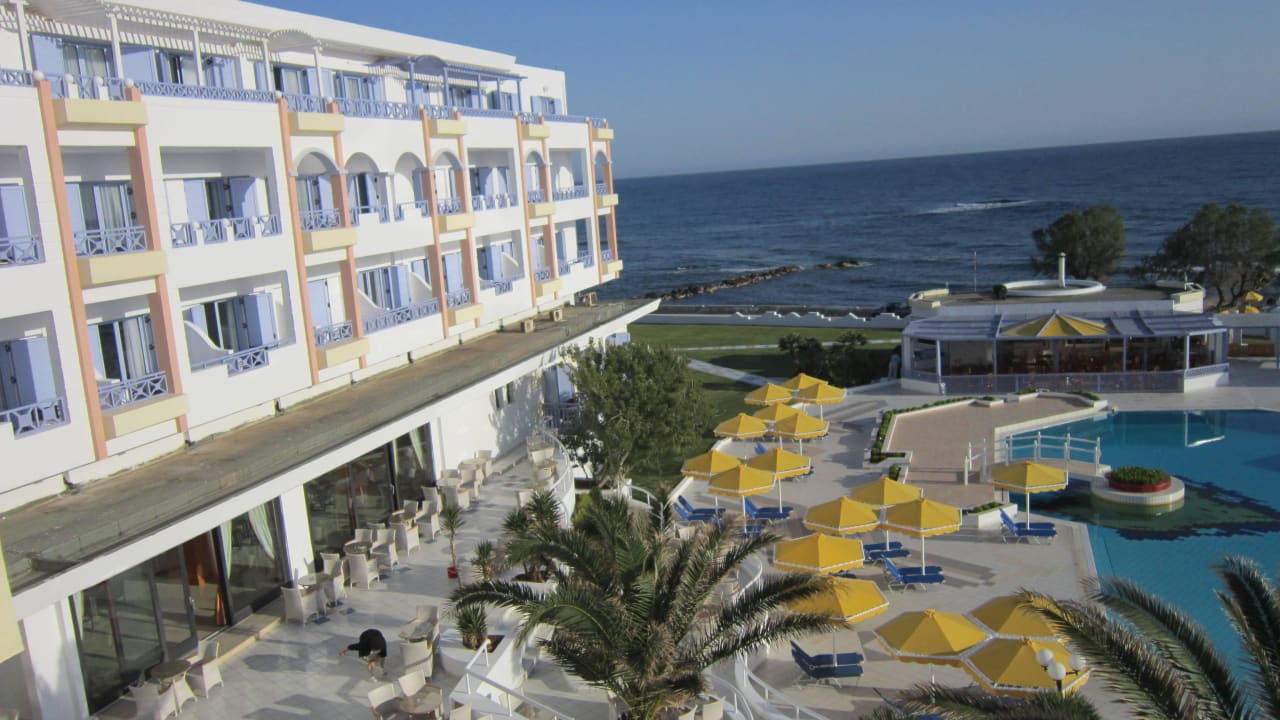 Blick vom Balkon Hotel Serita Beach