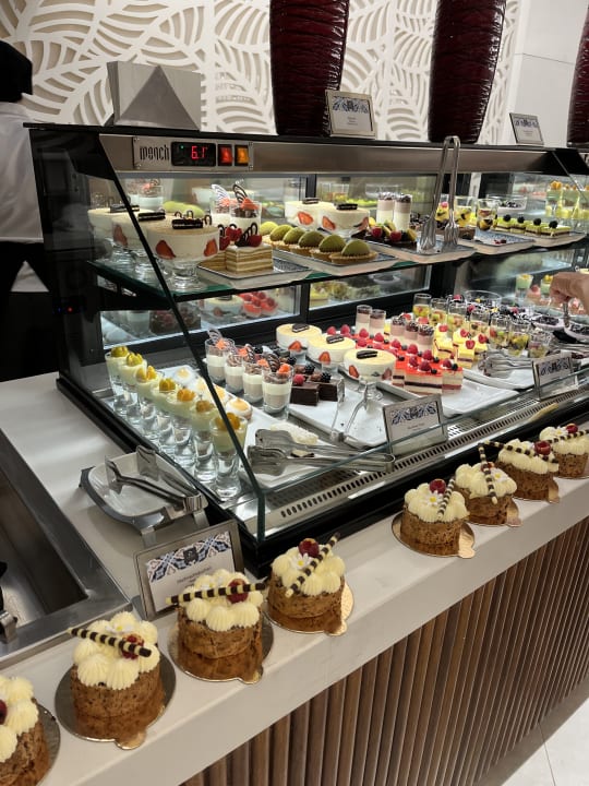 Gastro Jacaranda Luxury Resort