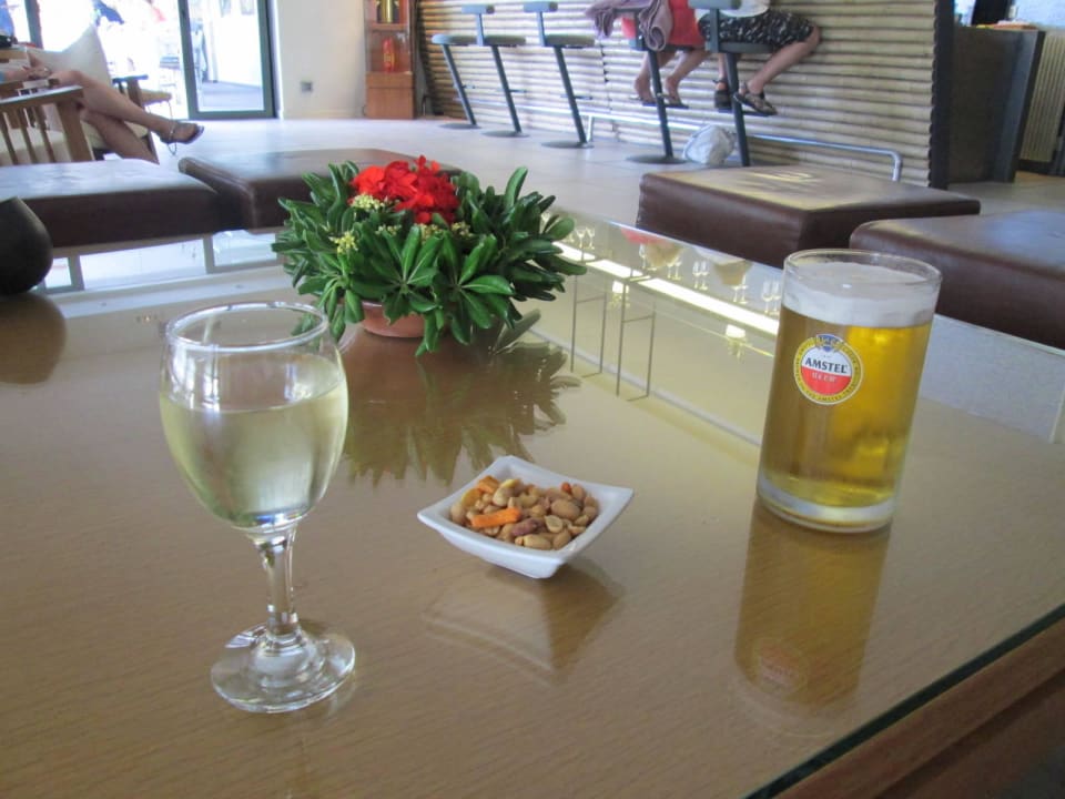 Bar Domes Aulus Elounda All-Inclusive Resort, Curio Collection by Hilton