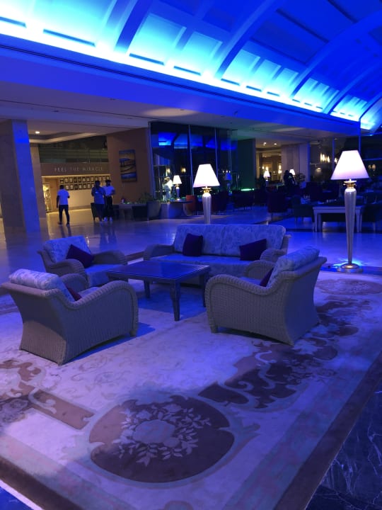 Lobby Hotel Miracle Resort