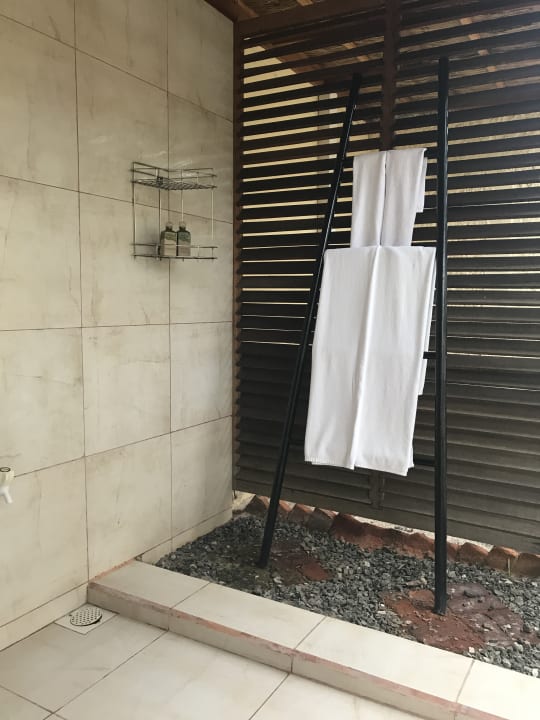 Zimmer Kuredu Island Resort & Spa