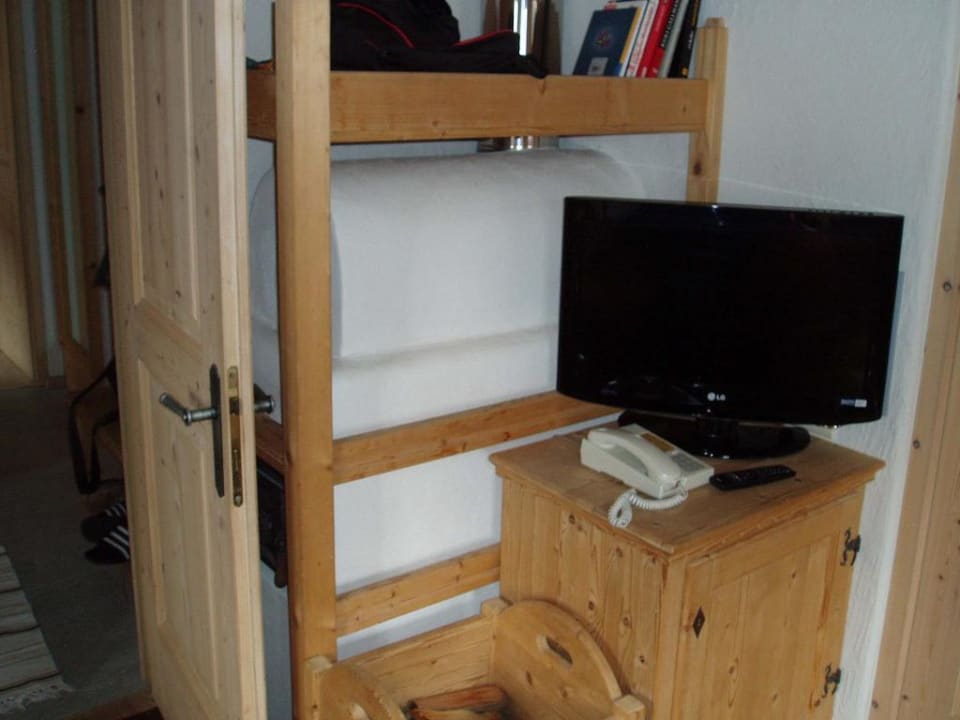 Wohnstube mit Kamin Taser Familienalm