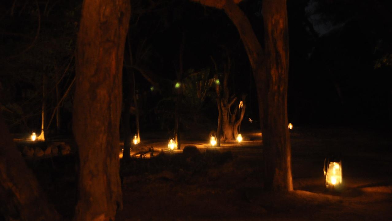 Beleuchtete Wege Hotel Mkhaya Game Reserve