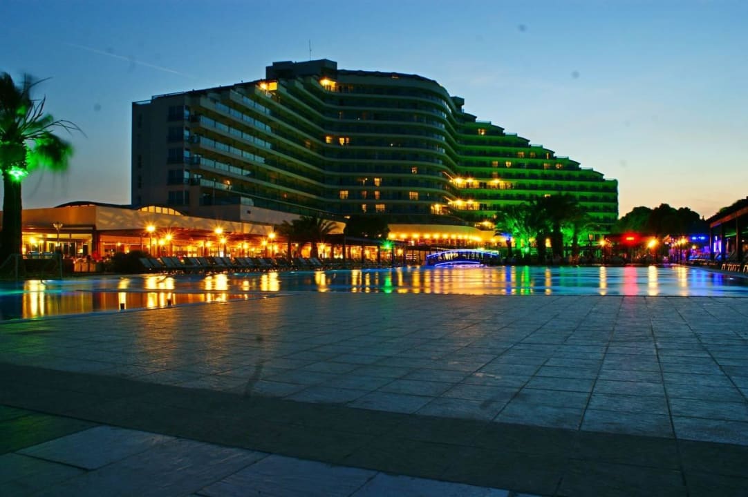 Hotel nocą Venosa Beach Resort & Spa