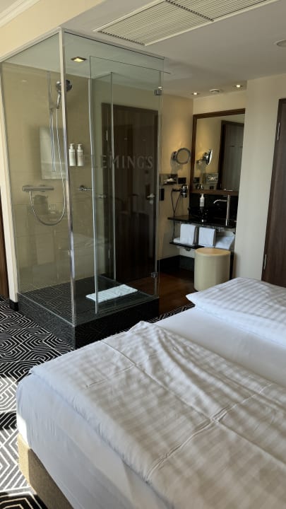 Zimmer Flemings Hotel Frankfurt Main-Riverside