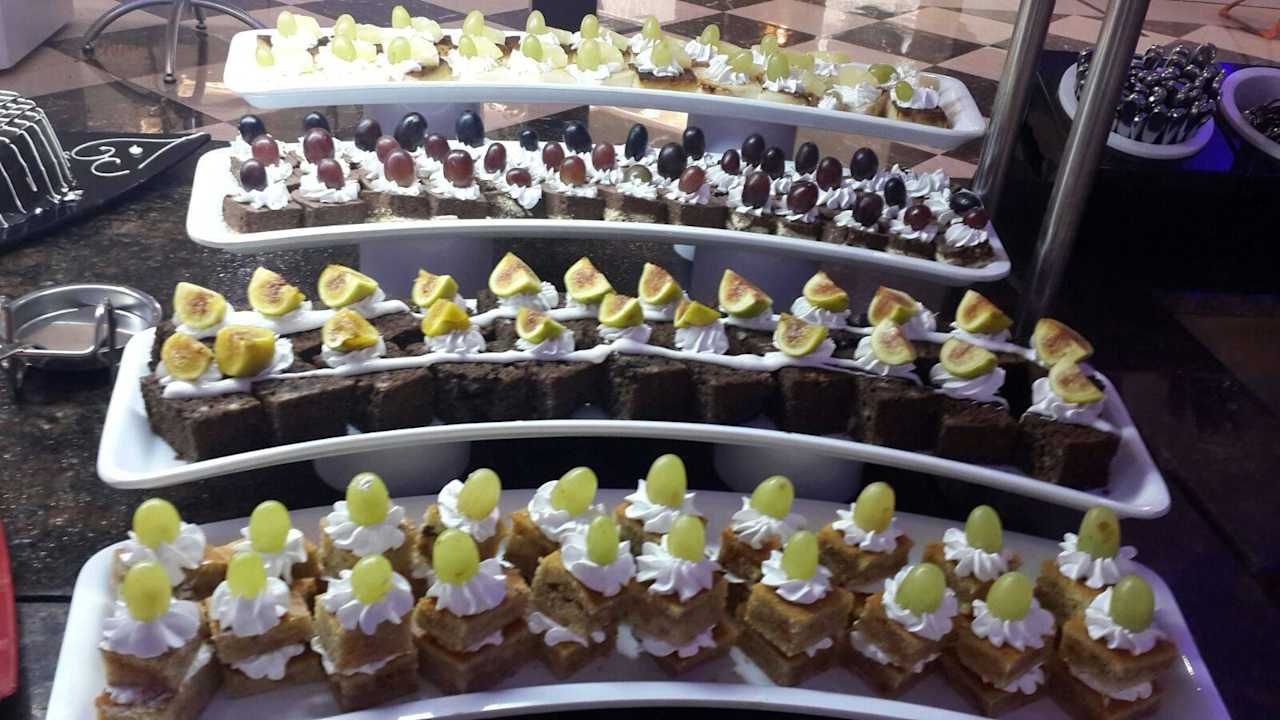 Lecker Nachtisch  Side Royal Paradise Hotel