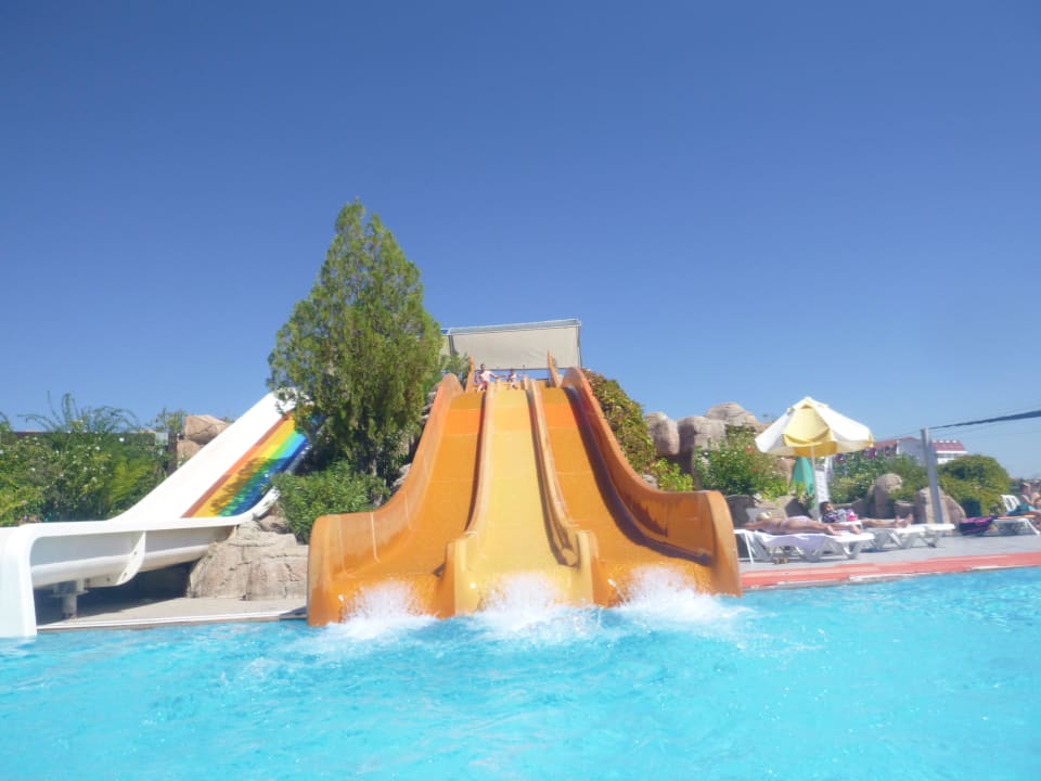 Poolanlage Rutschen VONRESORT Golden Beach