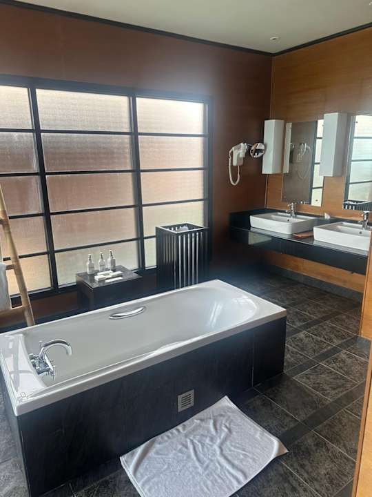 Zimmer Adaaran Select Hudhuran Fushi - Premium All Inclusive